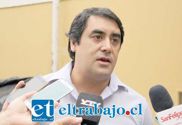 «Lo importante es que la gente tenga claro que va a ser después de las 6 de la tarde y tome las precauciones», señaló el alcalde (s) Claudio Paredes.