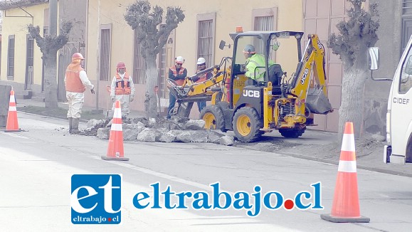 A partir de este mes de agosto se retoman los trabajos de construcción de redes de alcantarillado en Curimón.
