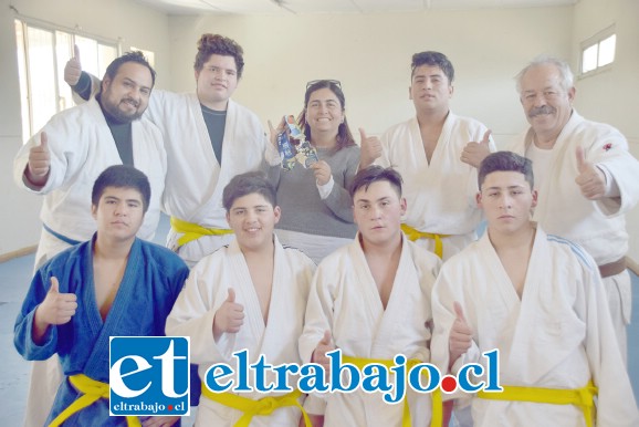 ¿TE GUSTA EL JUDO?.- Ellos son parte del grupo que compite en Judo en nombre de la Escuela Assunta Pallota, de Curimón.