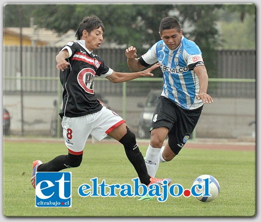 El volante Gastón Sirino hizo un buen partido, lamentablemente el charrúa se fue expulsado, lo que condicionó drásticamente el juego del Uní.