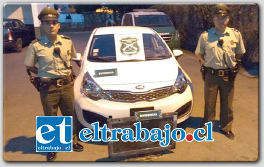 Personal de Carabineros logró recuperar tanto el LCD como el automóvil que tenía encargo por robo.