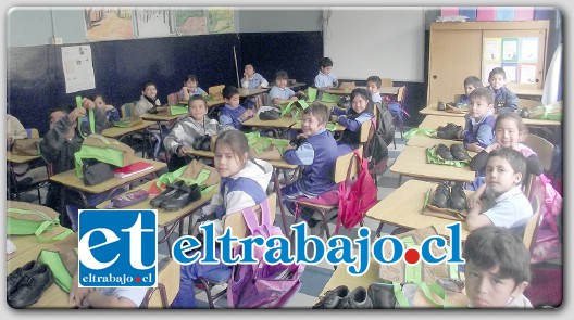 Los alumnos de la Escuela Buen Pastor quedaron felices con este aporte realizado por la multitienda.