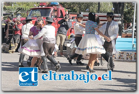 Al son de cueca fueron inauguradas las distintas actividades conmemorativas del Día del Patrimonio Cultural bajo el lema ‘Todos hacemos Patrimonio’.