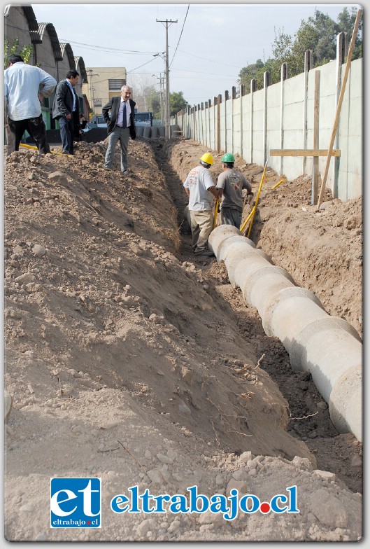 Finalmente esta semana comenzaron las obras para contar con un pueblito de artesanos, ubicado en la intersección de Avenida Yungay con San Martín.