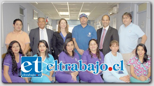 LOS MEJORES.- Ellos son parte de los 30 funcionarios que laboran en Se-Dent San Felipe, Diario El Trabajo les felicita en este 11º aniversario de brindar salud a toda la familia aconcagüina.