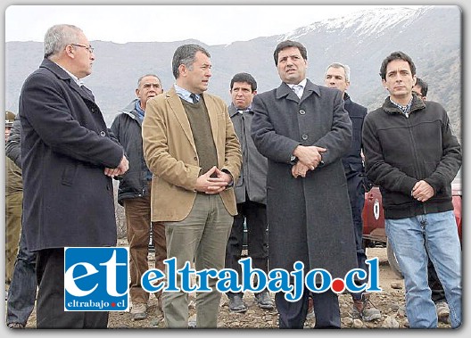 En el marco de su visita a la comuna, el Intendente Ricardo Bravo junto a la comitiva que integró la visita al Embalse Chacrillas, recorrió los Corrales del Chalaco.