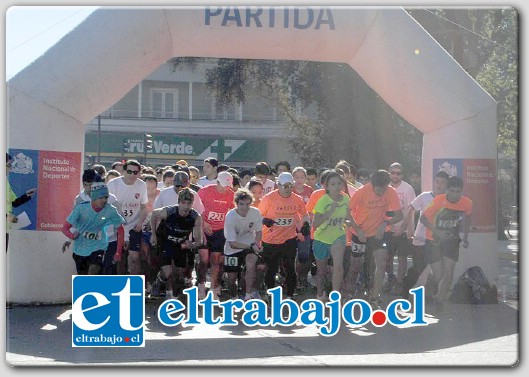 Minutos después de las once de la mañana los deportistas que recorrieron el circuito de 5K y 8K comenzaban la carrera.