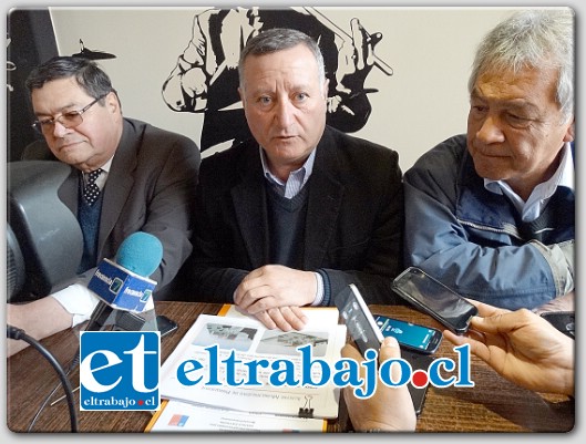 La autoridad comunal acompañado de los Consejeros Regionales, Iván reyes y Rolando Stevenson, señalo que se trata de un proyecto que supera los $2.000 millones.