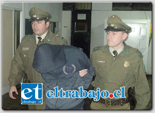 SERIOS CARGOS.- El imputado fue capturado por personal de Carabineros de San Felipe para ser trasladado hasta la Brigada de Delitos Sexuales de la PDI de Los Andes.