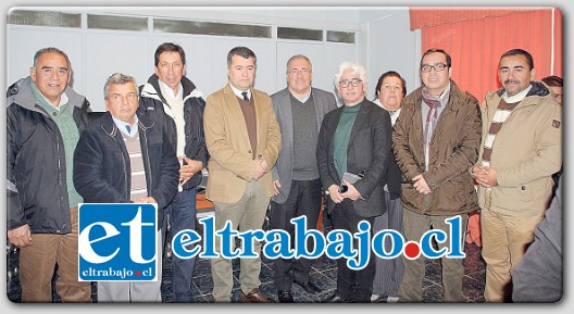 VISITA OFICIAL.- El nuevo Director Regional de la Dirección de Obras Hidráulicas (DOH), Daniel Sepúlveda, en compañía del Gobernador Eduardo León la mañana de este miércoles visitaron el Concejo Municipal de Putaendo.