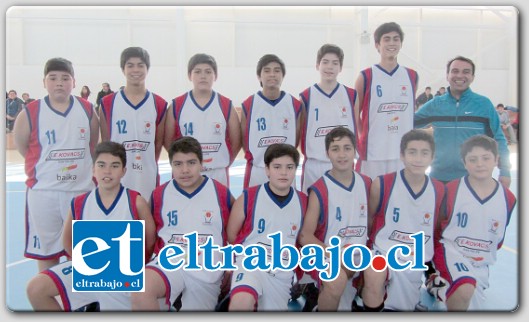 LOS MEJORES.- En el básquetbol, en la etapa comunal los partidos se jugaron en el gimnasio del Liceo Roberto Humeres tanto en Damas como Varones y en las categorías U-14, U-16 y U-18.