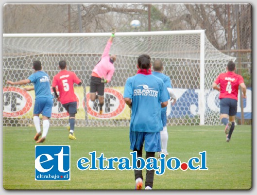 El partido jugado en el complejo del Uní, fue muy intenso y entretenido con continuas llegadas y goles en ambas vallas.