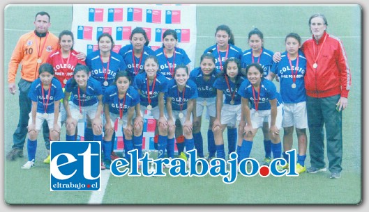 IMPARABLES.- Estas son nuestras campeonas del Torneo Comunal de los Juegos Deportivos Escolares 2014, la Selección U-14 del Colegio Marie Poussepin de Putaendo.