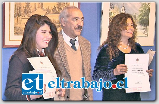 En el concurso participaron 198 trabajos escritos, de los cuales durante el mes de julio, el jurado pre seleccionador, eligió 56 cuentos que cumplían con las bases.