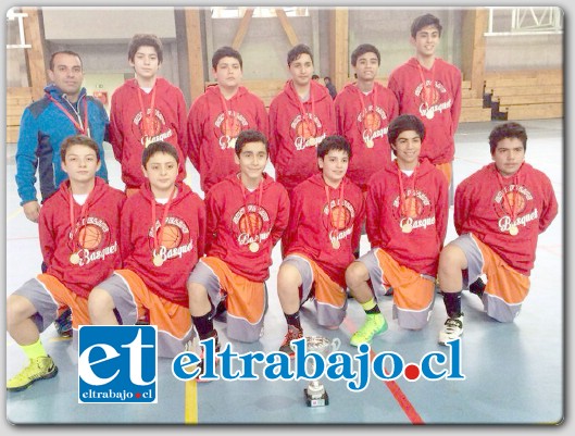 El conjunto de baloncesto del Colegio José Agustín Gómez logró en Valparaíso, el titulo regional escolar. Ahora la próxima meta es el Nacional de Ancud.