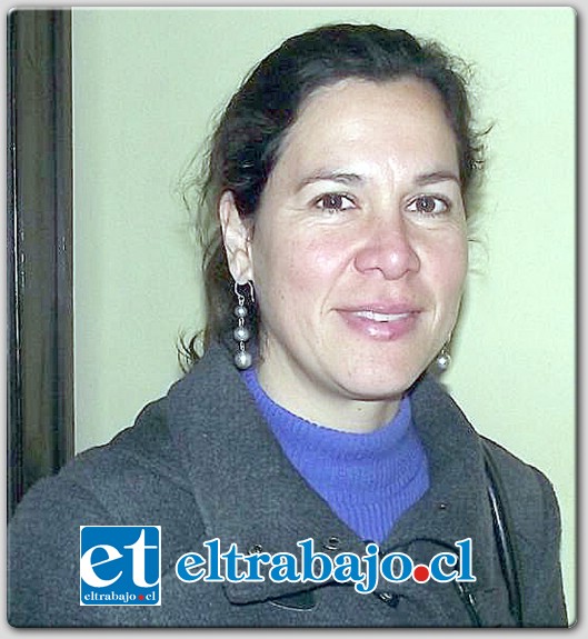 Directora de la Escuela Manuel Rodríguez, Paula Cabello.