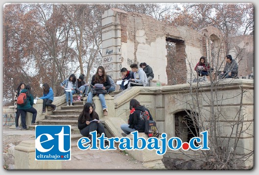 Los estudiantes podrán visitar en este Tour patrimonial, las ruinas del Palacio de la Hacienda de Quilpué. (Archivo)