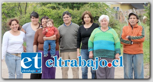 Los vecinos de Población San Antonio hoy están felices, esto tras conocerse de manera oficial que un millonario proyecto permitirá la pavimentación y la mejora de las calles Justo Estay y Combate Las Coimas.