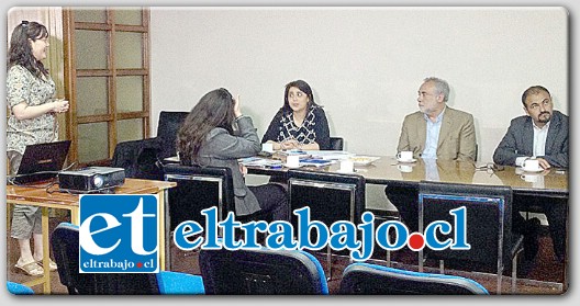 Producto de este programa de acreditación, la unidad de calidad que próximamente se decretará, permitirá trabajar la planificación interna, la acreditación municipal y temas de transparencia.