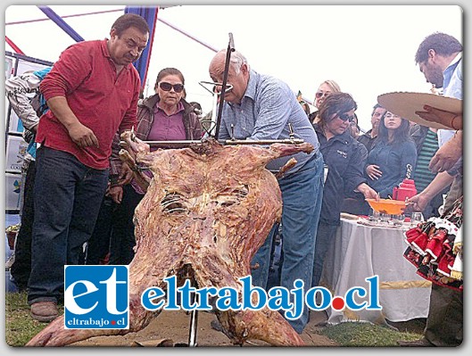 El Cordero asado y otras delicias criollas de nuestro país no faltarán en esta oportunidad. (Archivo)