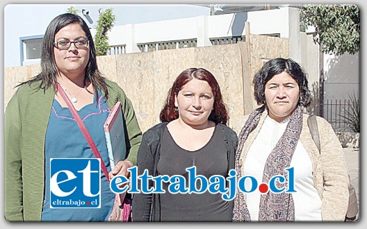 Francesca Ibacache, Presidenta de la Asociación de Educadoras de Párvulos de los Jardines Infantiles VTF, aparece en la fotografía con la tesorera Joanna Cuevas y la Secretaria Jocelyne Zamora.