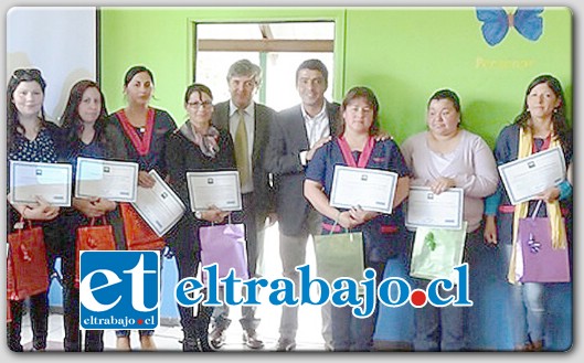 En el marco de las celebraciones del Día del Profesor, fueron destacados y reconocidos múltiples docentes de la comuna.