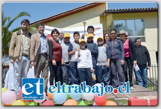 Con gran éxito se desarrolló en Santa María, la ‘4ª Cicletada preventiva’, organizada por el Programa Senda Previene, la Municipalidad de Santa María y el Centro de Salud Familiar.