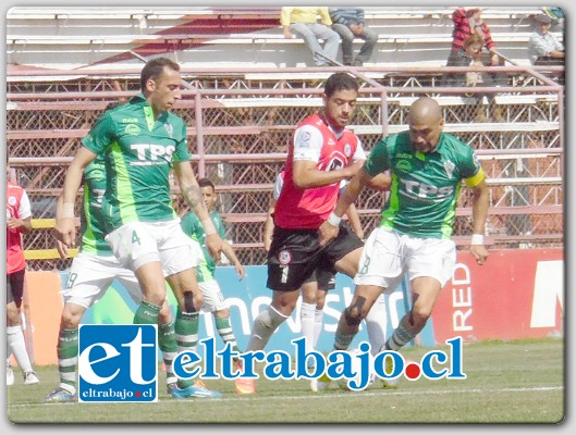 En el partido de ida que se jugó en el estadio municipal, el Uní cayó por 1 a 2 con Santiago Wanderers.