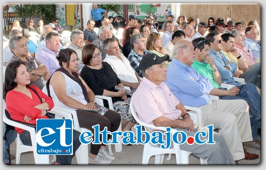 La reunión se realizó en la Escuela Básica G-88 Los Cerrillos de Catemu, en donde los vecinos realizaron diversas consultas a cerca del proyecto, entre ellas la duración de los trabajos, derechos de agua involucrados, tamaño de la presa, impacto ecológico y operación del embalse.