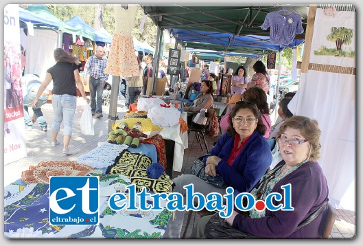 Fueron más de 40 los talleres femeninos que expusieron el fruto de su trabajo con monitoras en diferentes técnicas, en la Expo-Mujer realizada ayer.