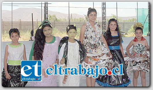 La Escuela Renacer de Quebrada Herrera se encuentra preparando su gran peña folclórica, y en un anticipo presentaron una entretenida jornada de disfraces y bailes.