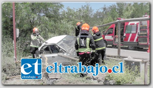 Carabineros de Putaendo adoptó el procedimiento de rigor, mientras que con posterioridad una grúa retiraba el vehículo desde el lugar, en un accidente de tránsito que movilizó a los estamentos de emergencia de la comuna de Putaendo.