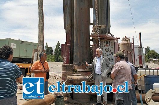 Jorge Jara destacó la rapidez en la construcción del pozo para ayudar a los pequeños agricultores.