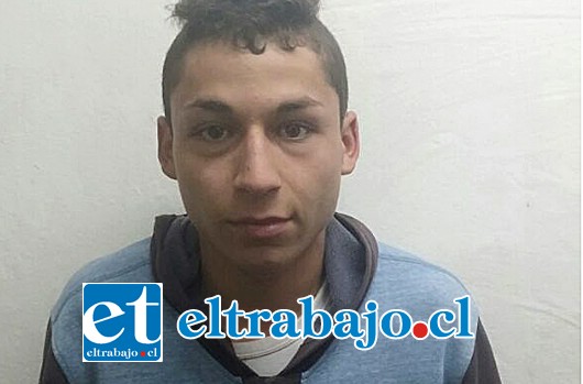 Mirko Molina González, de 19 años de edad, disparó varias veces al Carabinero Pablo Gallardo Gómez en el sector del Puente El Rey de San Felipe. De milagro el funcionario no resultó herido.