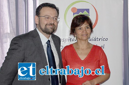 La Directora del Servicio de Salud Aconcagua, Dra. Vilma Olave y el nuevo Director del Hospital Psiquiátrico Dr. Philippe Pinel, el Dr. Jaime Retamal Garrido.