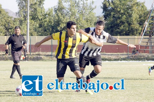 Peñarol Reinoso pasó a la ronda de los 16 mejores de la Copa de Campeones al ganar los dos duelos a Peñarol de Catemu (foto: Patricio Aguirre).