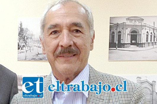 Este miércoles, el alcalde Patricio Freire firmó la entrega de terrenos para la construcción de las viviendas del comité Futura Casa.