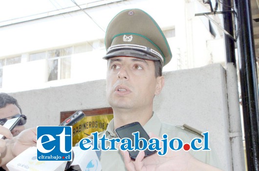 El Subcomisario de Carabineros, Capitán Alfredo Castillo.