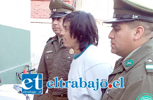 Pablo Vega Gallardo apodado ‘El Jajai’ fue detenido por Carabineros para ser conducido hasta el Centro de Cumplimiento Penitenciario de Gendarmería de San Felipe para quedar en custodia a la espera de un juicio oral pendiente por robo con intimidación.