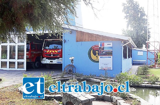 Gracias al aporte de la Municipalidad de Rinconada, Bomberos contará con un nuevo carro de Rescate.