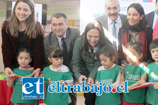 El alcalde Mario Marillanca, alcalde Patricio Freire y el gobernador Provincial de San Felipe, Eduardo León, participaron de la inauguración de los nuevos jardines infantiles para la provincia.