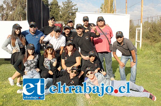 SIN SUS MÁSCARAS.- Estos electrizantes artistas son quienes darán vida a los personajes de Los K-cachureos de Conchalí el sábado en la cancha de Almendral bajo.