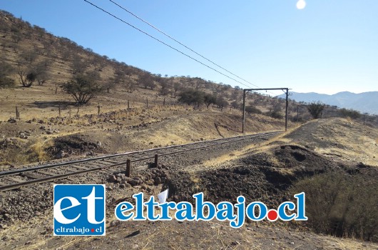 El proyecto que tiene por objetivo descongestionar la Ruta 5 Norte, se ubicaría la altura del enlace Las Blancas en el kilómetro 69 y parte del kilómetro 74 del Ramal Ferroviario