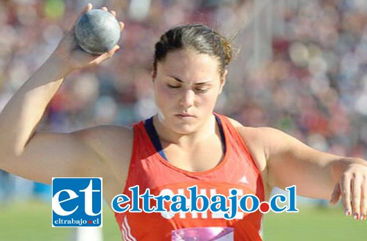 Natalia Duco se quedó con la medalla de plata en el Sudamericano de Atletismo en Lima, Perú. (@TeamChile)