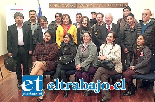 En reunión con la gobernación andina y junto a representantes de sindicatos de trabajadores de la zona, se reunió la Seremi del Trabajo para explicar los aspectos de la nueva normativa laboral que trae la reforma.