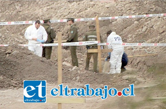 En el sitio del suceso se habrían encontrado algunos molares y pequeños fragmentos de huesos .