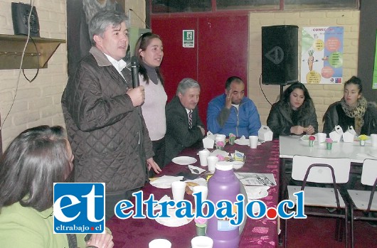 En el tercer ‘parlamento escolar’, participaron Iván Silva, dir. de Educación Municipal, el Seremi (S) Alejandro Tapia, la directora del establecimiento Wilta Berrios, docentes, asistentes de la educación, padres y apoderados.