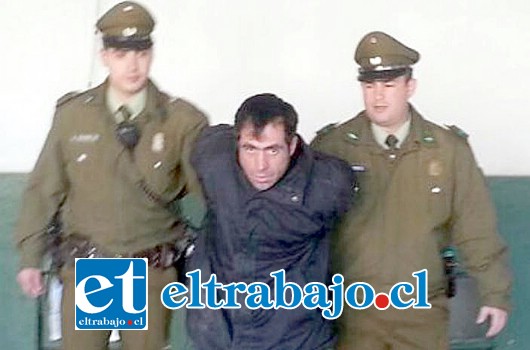 Juan Pedro Villarroel Aguilera de 36 años, líder de la banda delictual fue condenado a más de cuatro años por el asalto frustrado al cajero automático de Chagres, donde se hizo acompañar de tres menores de edad.