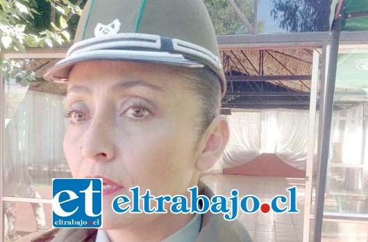 Comisario de la 2ª Comisaría de San Felipe, Mayor de Carabineros Maureen Espinoza Lobos.