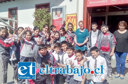 El programa ‘Aula viva’ que se está ejecutando en la Escuela José Manso de Velasco busca que los estudiantes, a partir de la experiencia, logren aprender de manera más fácil los contenidos escolares.